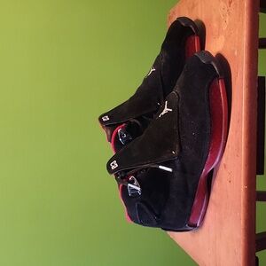 Jordan 18 Bred